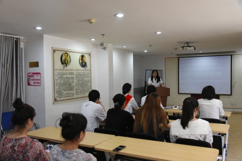吉林分公司攜手吉林省腫瘤醫院前往長(cháng)春市南關(guān)區新里社區開(kāi)展義診活動(dòng)。醫護人員們認真解答市民們關(guān)于常見(jiàn)疾病的預防、治療及康復等方面的疑問(wèn)，積極普及健康生活方式和醫療保健知識。工作人員向居民們宣傳反保險欺詐、防范非法集資等相關(guān)金融知識。